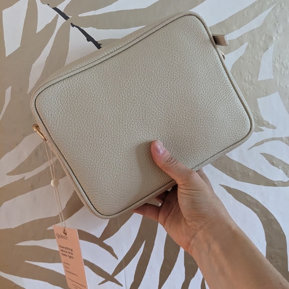 Quince Italian Leather Crossbody Bag Stone NEW - Picture 7 of 15